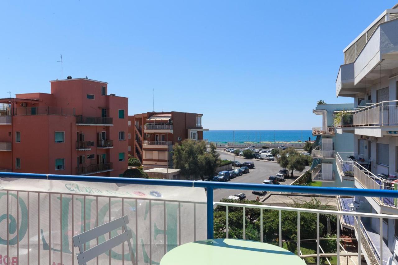Ostia Holiday Tartane 外观 照片
